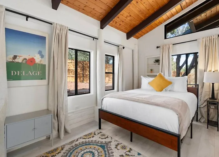 Centrally Located With Pool, Hot Tub, & Firepit Sedona