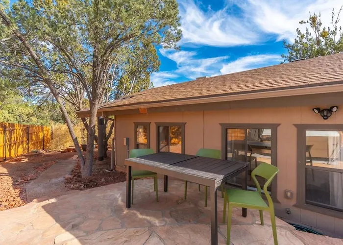 Holiday home Centrally Located With Pool, Hot Tub, & Firepit Sedona