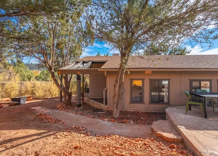 Holiday home Centrally Located With Pool, Hot Tub, & Firepit Sedona