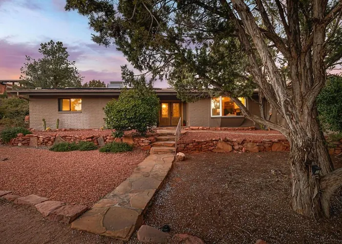 Centrally Located With Pool, Hot Tub, & Firepit * Sedona